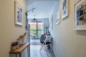Hallway - Urban Style Living TelAviv By Sea N Rent (Tel Aviv)