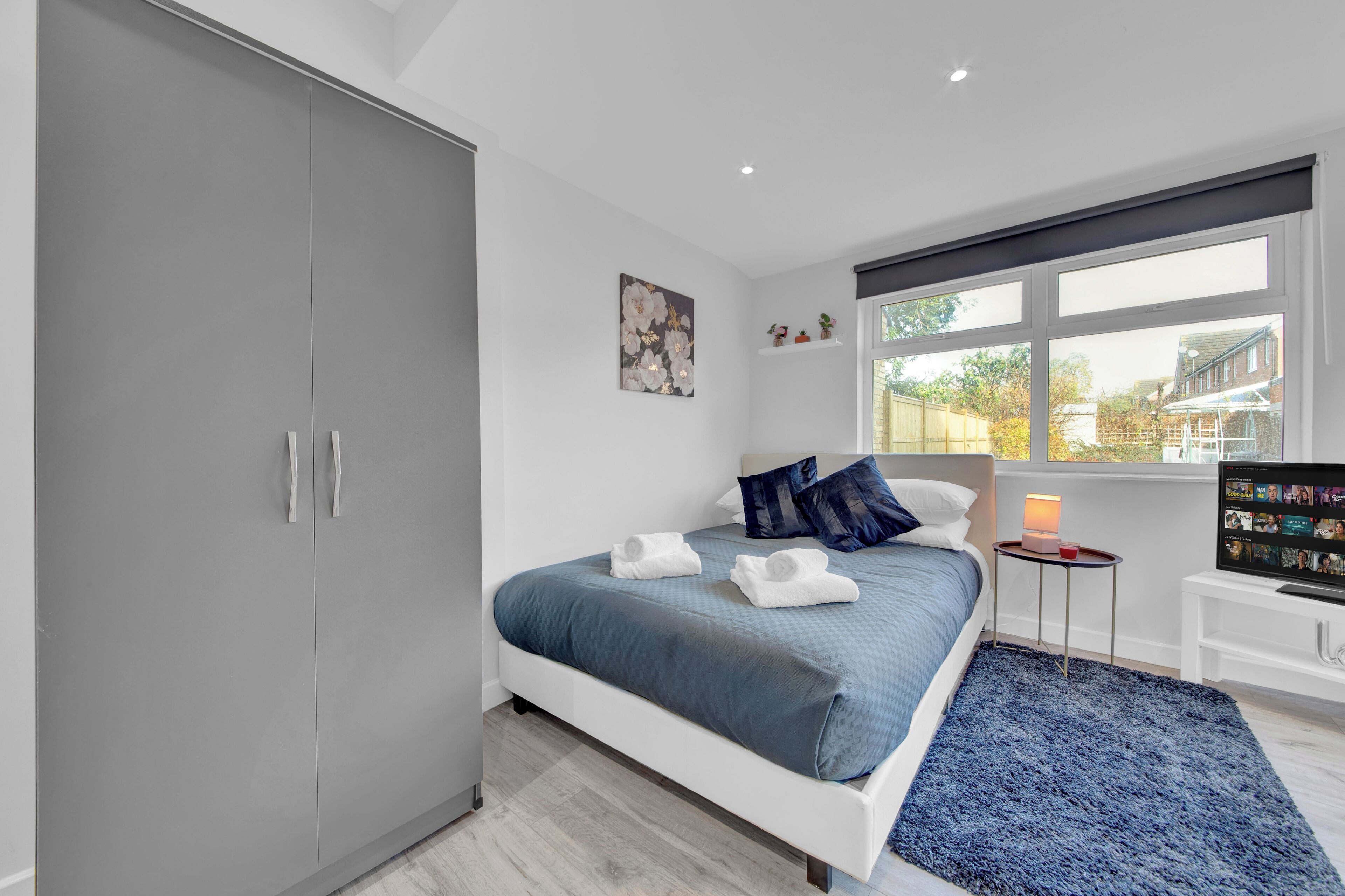 开间 | 熨斗/熨衣板、免费 WiFi、床单