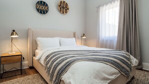 2 bedrooms, iron/ironing board, free WiFi, bed sheets