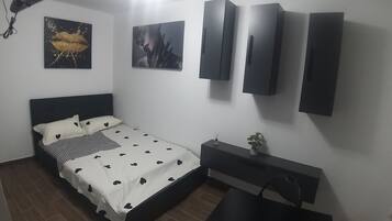1 bedroom, WiFi, bed sheets