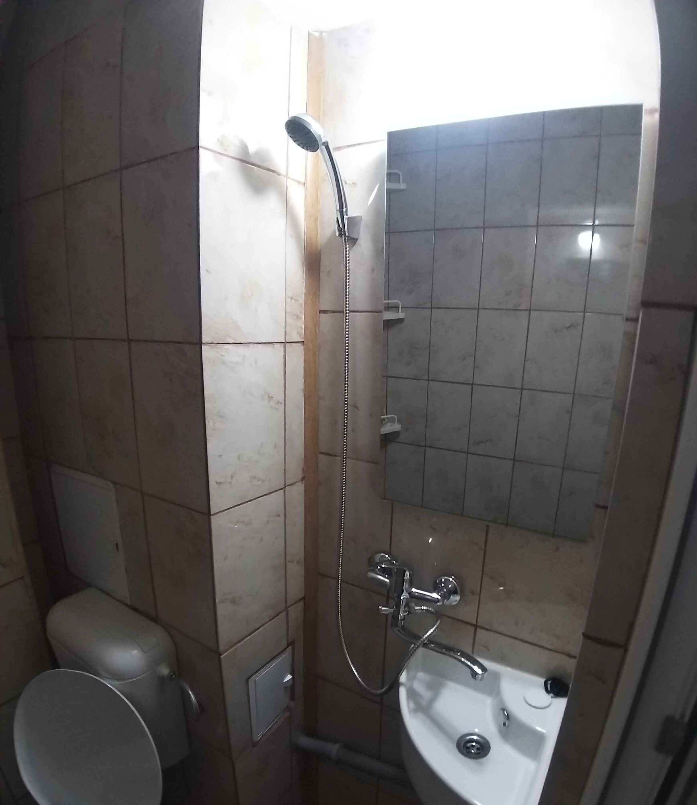 Handtücher, Seife, Shampoo, Toilettenpapier