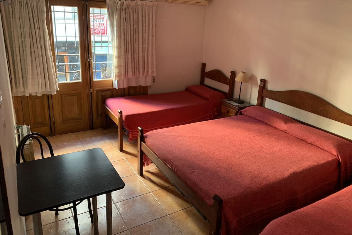 2 bedrooms, free WiFi