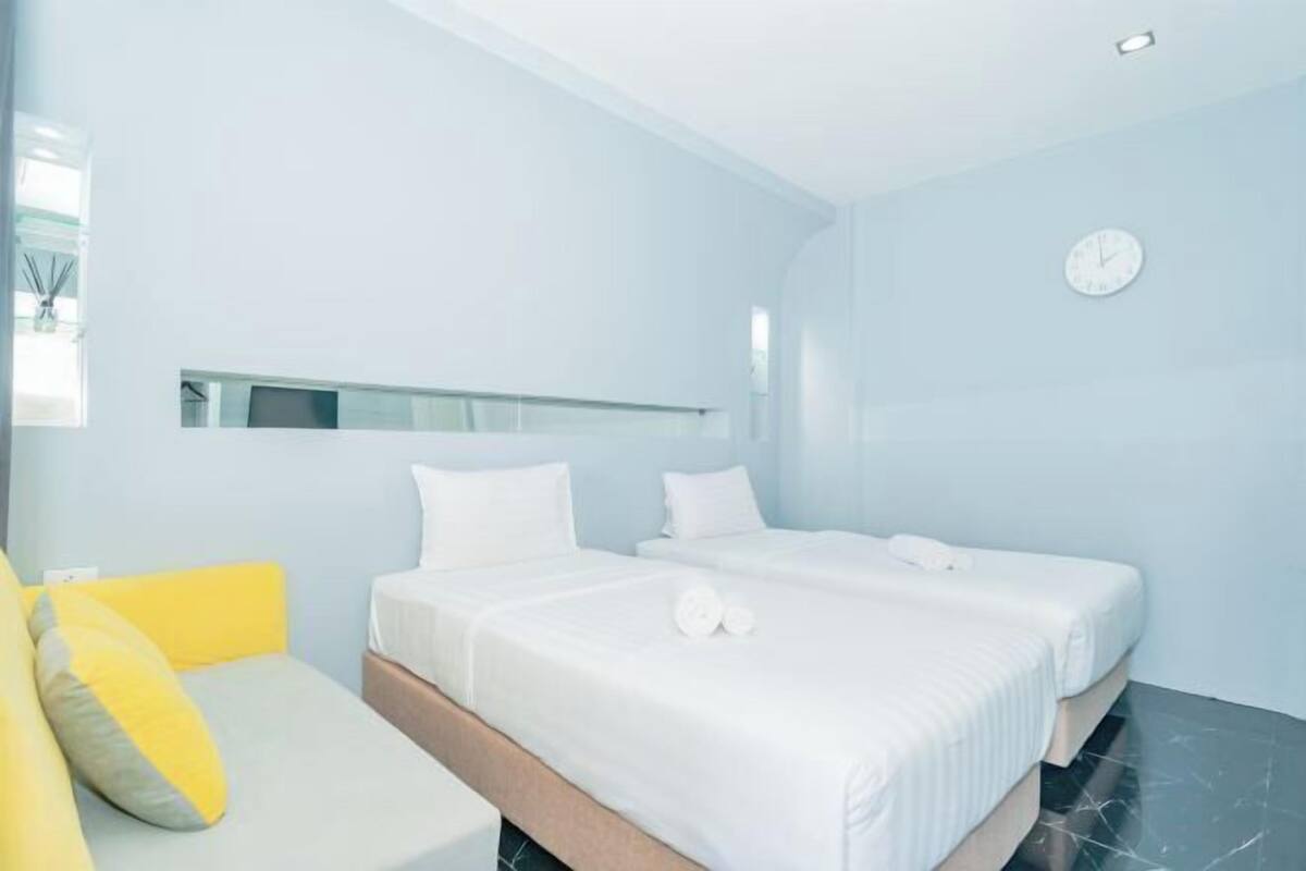 In-room safe, blackout drapes, WiFi (free), bed sheets