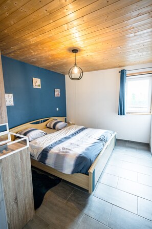 2 slaapkamers, reisbedje, gratis wifi