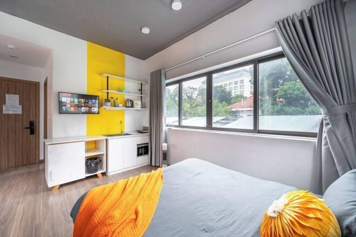 Pillow-top beds, free WiFi