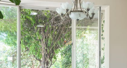 Artistic Vac Villa w pool by Sea N' Rent