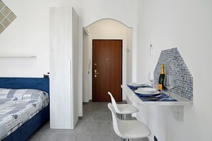 1 bedroom, iron/ironing board, WiFi, bed sheets - Wonderful flat milano center (Milano)