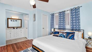 3 makuuhuonetta, silitysrauta/-lauta, Wi-Fi, vuodevaatteet