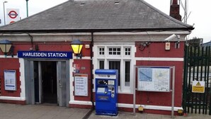 A station building with a sign reading "Harlesden Station". - Modern Room in Centrally Located- Room 4 (London)