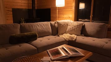 Smart TV, fireplace, foosball, table tennis