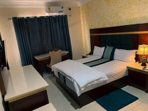 Chambre Simple Standard, 1 chambre, non-fumeur, vue ville