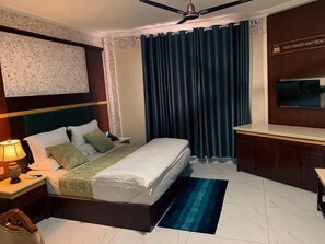Deluxe Double Room - Techiman (Techiman)