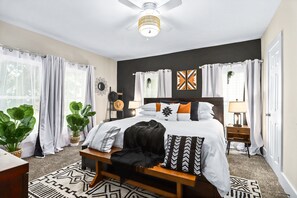 3 bedrooms, iron/ironing board, WiFi, bed sheets - Boho 3BR Near Mercedes-Benz Stadium & BeltLine | Pet-Friendly (Atlanta)