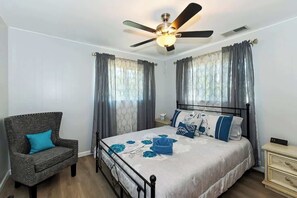 4 bedrooms, WiFi, bed sheets