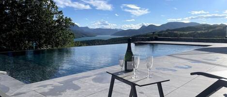 Udendørs pool, opvarmet pool