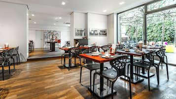 Daily buffet breakfast (EUR 15 per person)