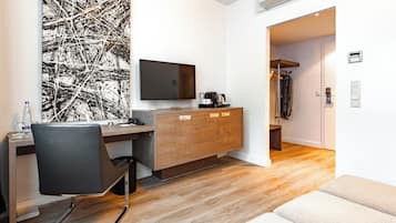 Caja de seguridad en la habitación y decoración personalizada