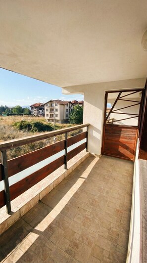 Apartamento, 1 habitación, balcón, vistas a la montaña | Balcón