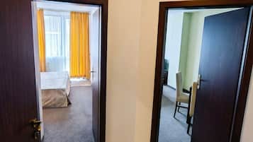 Apartment, 1 Bedroom, Balcony, Mountain View | 2 bedrooms