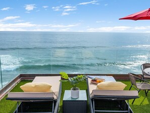 Terrace/patio - Single Family Pet Friendly Oceanfront Home with Two Spas P827-X (Oceanside)