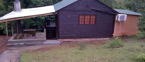 Cabane Ăconomique | ExtĂ©rieur
