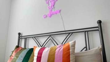 Apartment | 1 bedroom, free WiFi, bed sheets