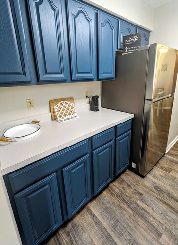 Little House on the "Parkway" in Beautiful Tellico Village Lake/Golf Community