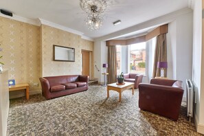 Unclassified image, 5 of 8, button - Properties Unique | Dene Rooms Double 24 (Newcastle Upon Tyne)