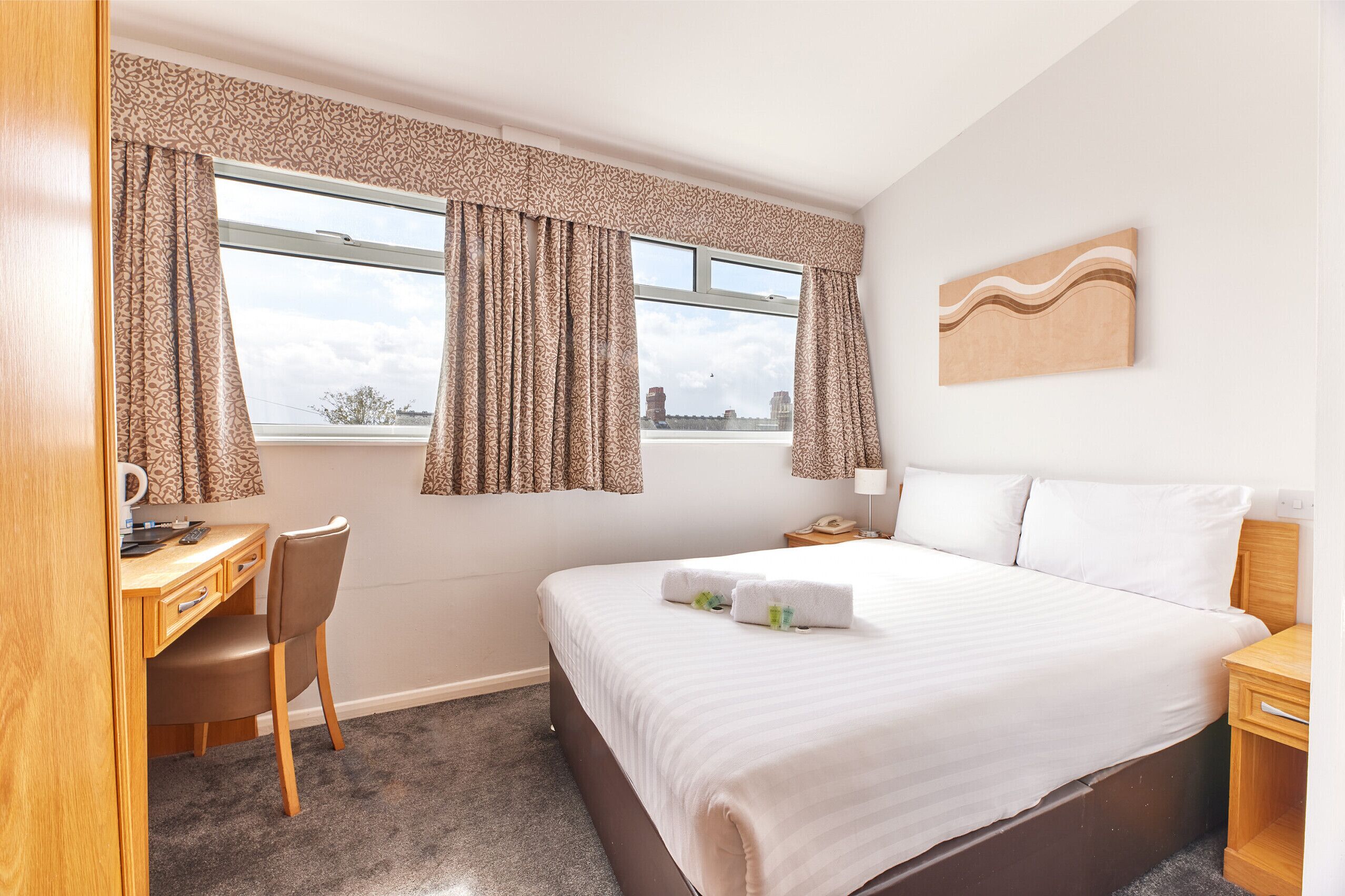 1 soverom, wi-fi (inkludert) og sengetøy