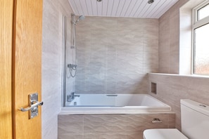 Douche, serviettes fournies