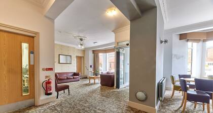 Properties Unique | Dene Rooms Single 38