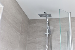 Hand-held showerhead