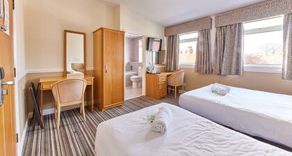 Properties Unique | Dene Rooms Twin 30