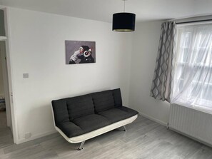 Apartment | Living area - Remarkable 1-bed Apartment in London Near Vauxhall (London)