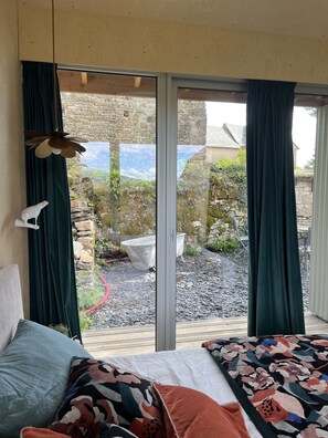 2 bedrooms, soundproofing, iron/ironing board, travel crib