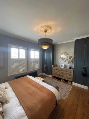 Basic House, Multiple Beds