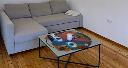 Modern, Centrally Located Apartment