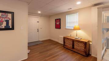 House, Multiple Beds, Patio, Garden View (Athens Hideaway) | Interior