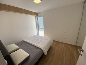 2 bedrooms