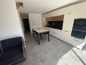 Fridge, microwave, oven, dishwasher