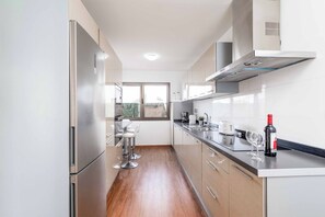 Fridge, microwave, oven, dishwasher