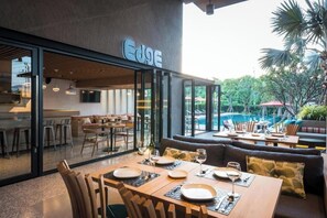 Outdoor dining - The Silver Palm Wellness Resort, Superior Double Room, 1 extra-large double bed (Krung Thep Maha Nakhon)