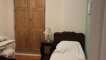 3 chambres, fer et planche Ă  repasser, Wi-Fi, draps fournis