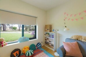 Children’s area - Mattner House Family Vacation Resort with Alpacas (Rowland Flat)