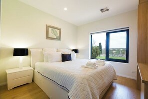 6 bedrooms
