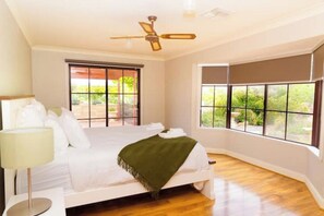 4 bedrooms