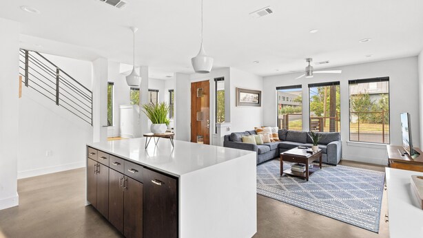 Interior - Walk to Restaurants & Entertainment on East Side (Austin)
