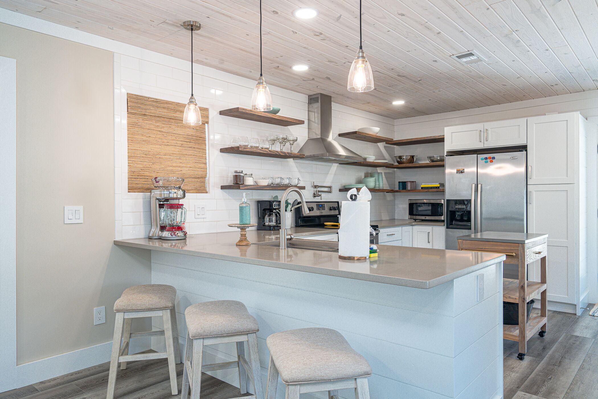 House, Multiple Beds, Patio, Garden View | Private kitchen