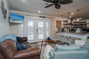 獨棟房屋, 多張床, 庭院, 花園景觀 | 起居區