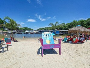 Beach - Lakefront Condo  - Pool -  Waterfront View - Rentable Dock (Lake Ozark)